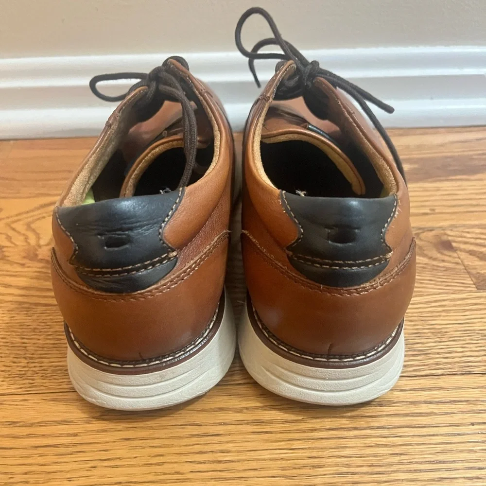 EUC Florsheim Comfortech Men's Brown Leather Shoes - size 7.5